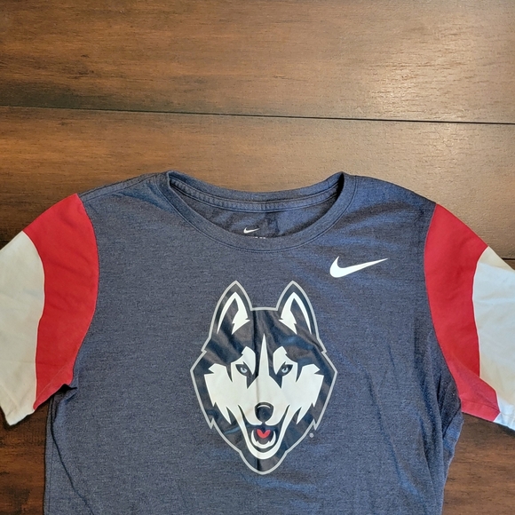 The Nike Tee Dri-Fit Uconn Connecticut Huskies Short Sleeve T-Shirt - Picture 2 of 5